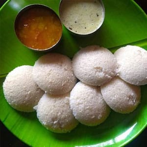 idli-sambar-chutney Alleppey Houseboat Food Menu