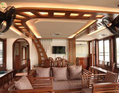 Two Bedroom Deluxe Houseboat with Upper Deck Hbcode: GRA02