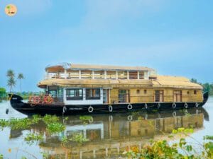 3 Bedroom Premium Houseboat