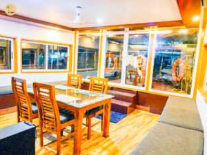 2 bedroom houseboat kerala