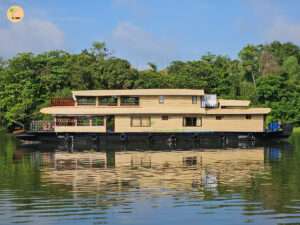 3 bedroom alleppey boathouse