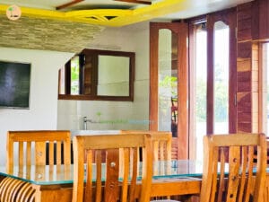 1 bedroom premium houseboat
